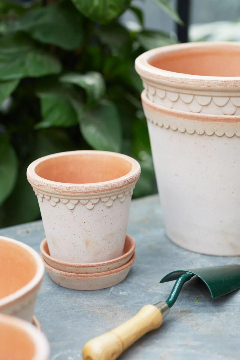 Planters | Bergs Palace Pot + Saucer Rose Garden Outdoor Décor