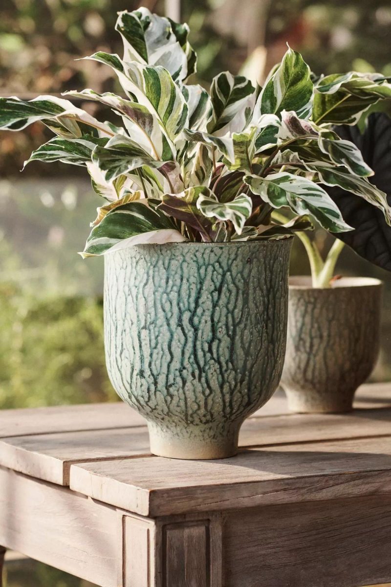 Planters | Drippy Ceramic Tulip Planter, 7 Green Garden Planters