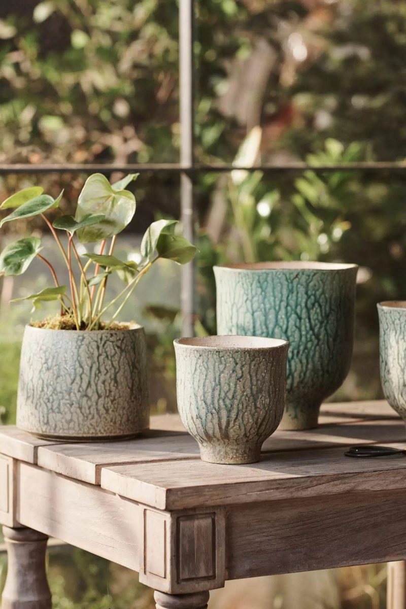 Planters | Drippy Ceramic Tulip Planter, 7 Green Garden Planters