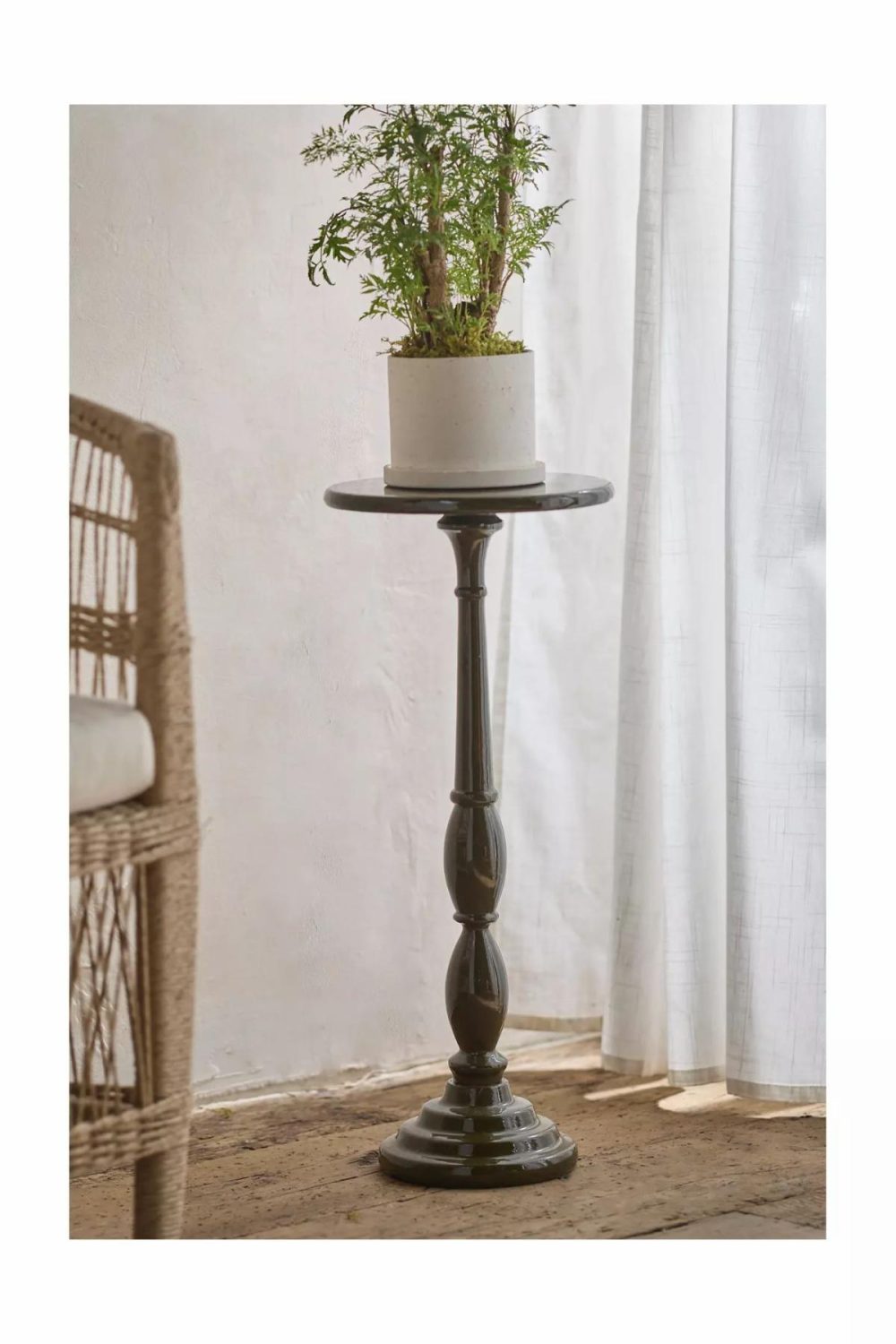 Planters | Spindle Aluminum Side Table, Green Green Garden Plant Stands