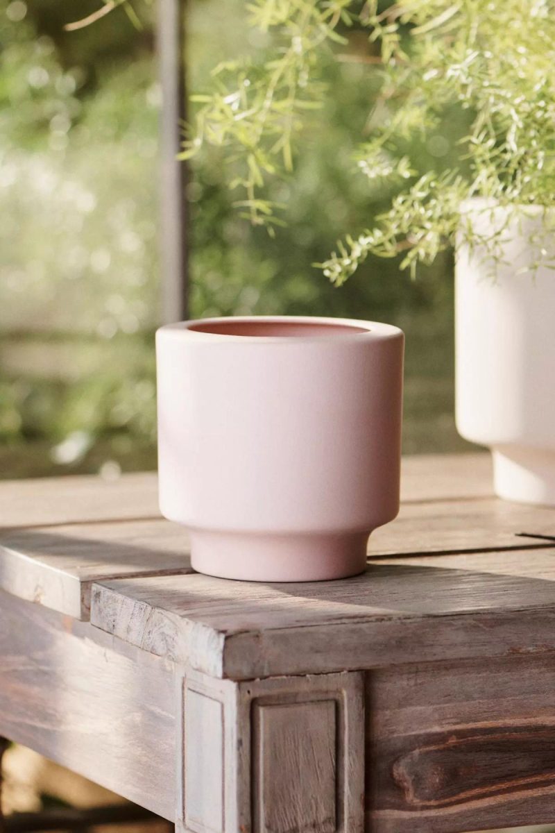 Planters | Mod Footed Ceramic Planter, 4 Light Mauve Garden Light Mauve